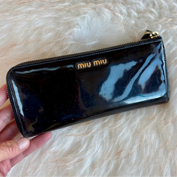 MIU MIU Patent Leather Wallet - Picture 14 of 15